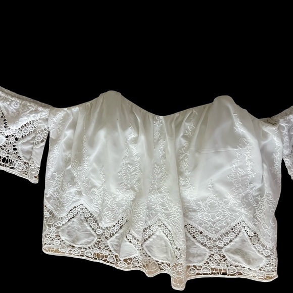Lucy Paris White Lace Off-the-Shoulder Bustier Top Women’s Size S Eyelet Coastal - Picture 3 of 10